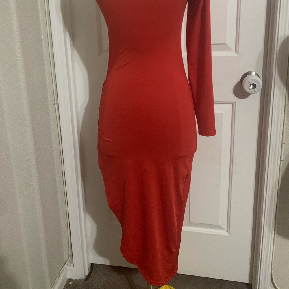 Dress - Picture 3 of 3